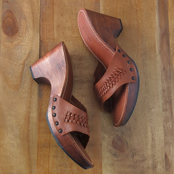 🆕🌿NICOLE FARHI SANDALS🌿 - Picture 2 of 16